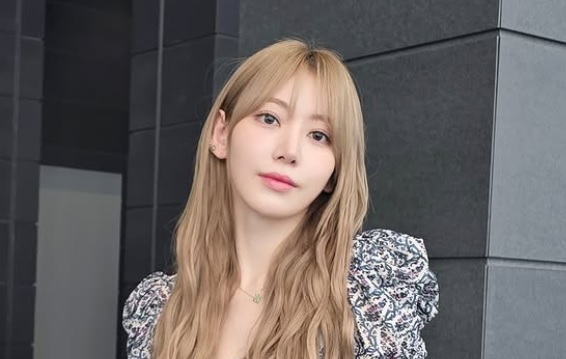 宮脇咲良