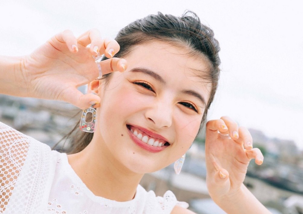 出口夏希